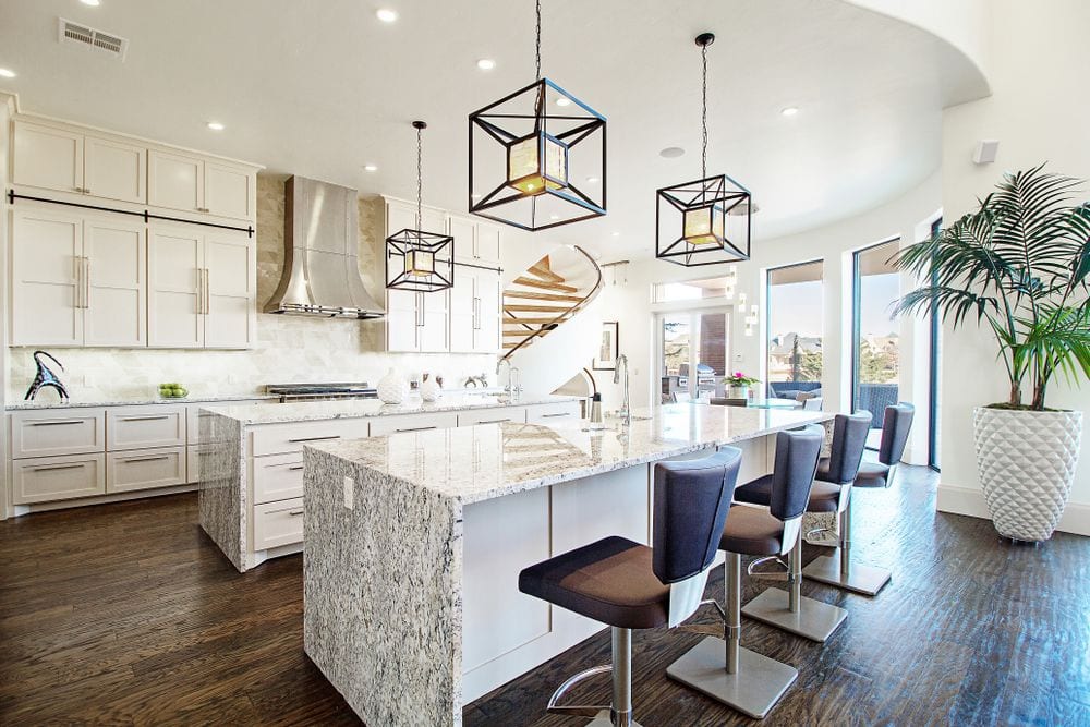 帶有瀑布邊緣的臺(tái)面。 一世