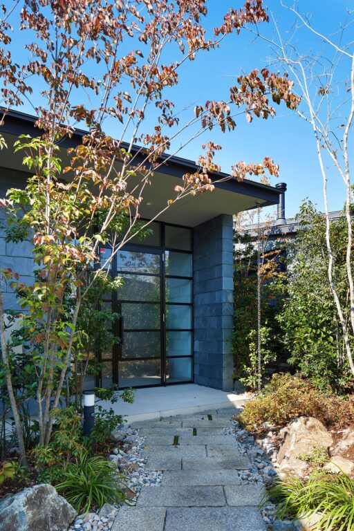 日式住宅中的庭院設計-此間設計